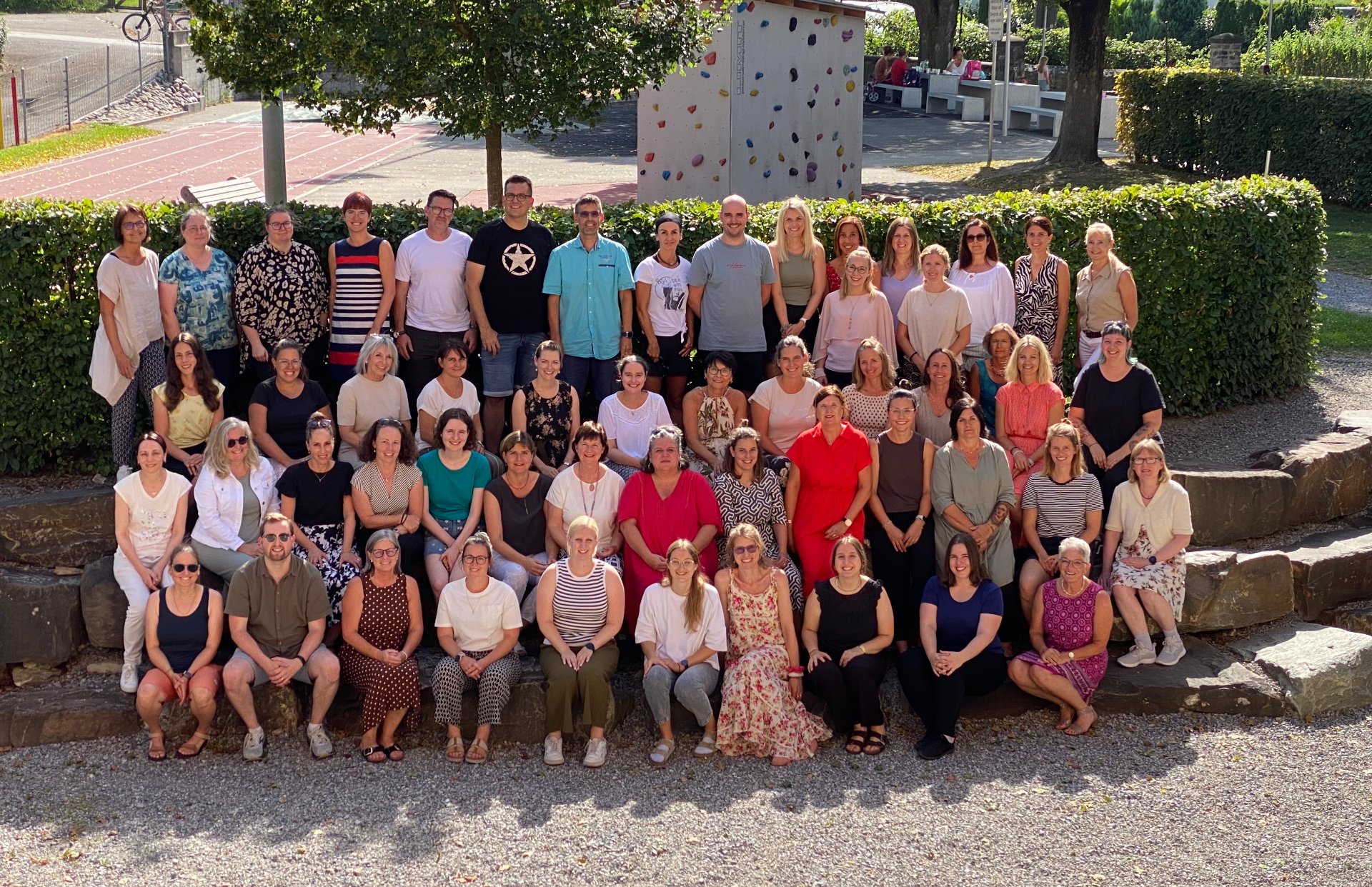 Team gesamt 2025.jpg